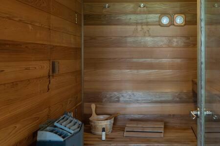Cozy 2 Bedroom Cabin Nestled In Wooded Hideaway Monterey Zewnętrze zdjęcie