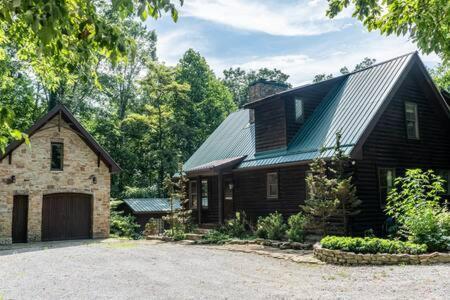 Cozy 2 Bedroom Cabin Nestled In Wooded Hideaway Monterey Zewnętrze zdjęcie