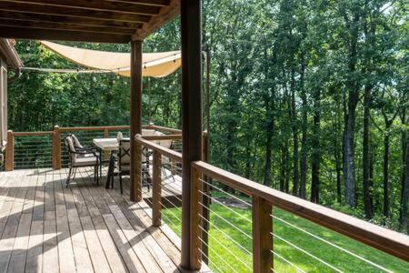 Cozy 2 Bedroom Cabin Nestled In Wooded Hideaway Monterey Zewnętrze zdjęcie